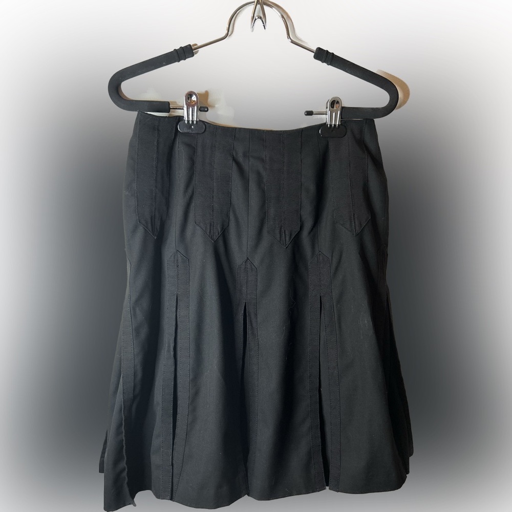 The Limited Black pleated skirt size 0